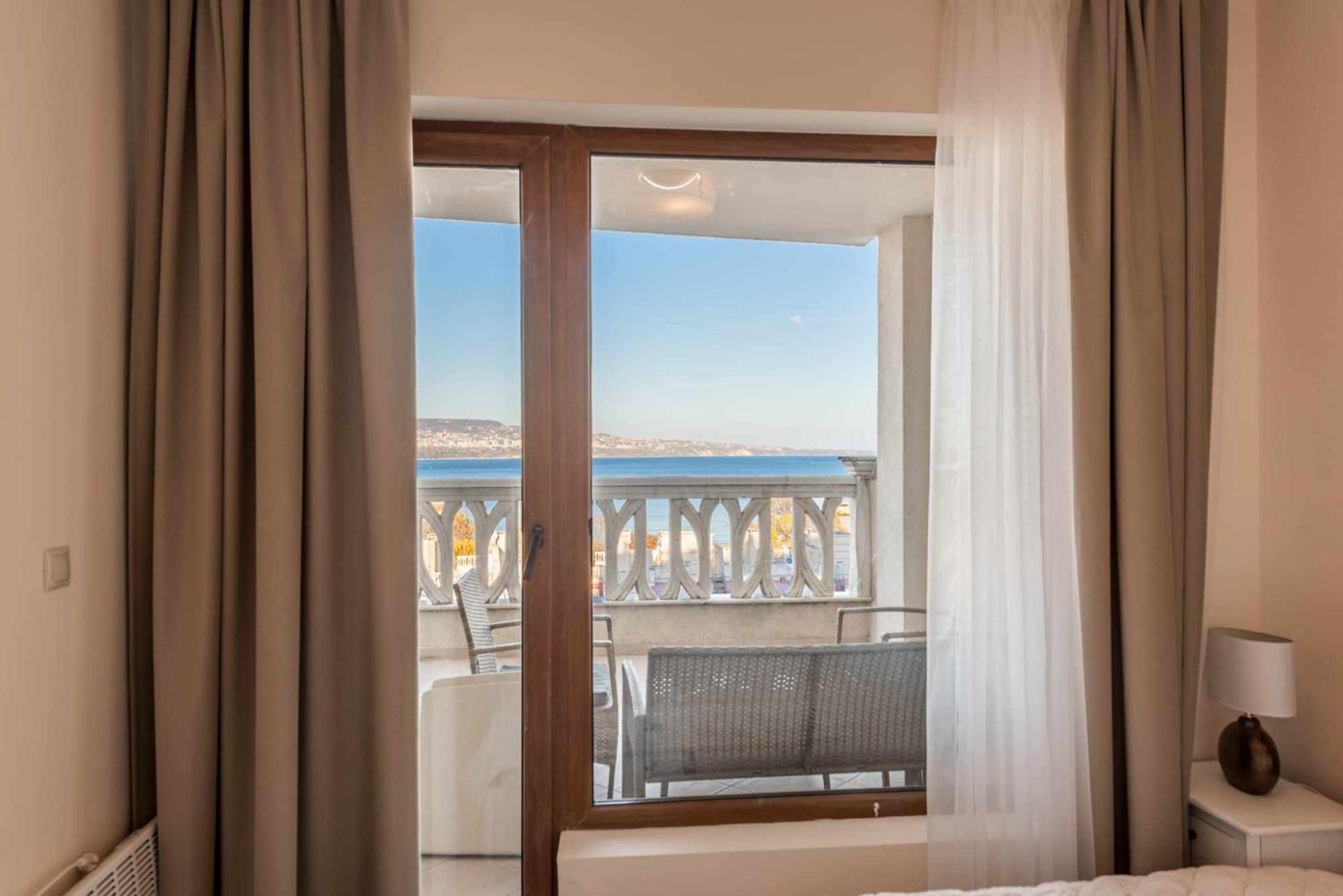 Azur Del Mar Seaview Apartment Βάρνα Εξωτερικό φωτογραφία